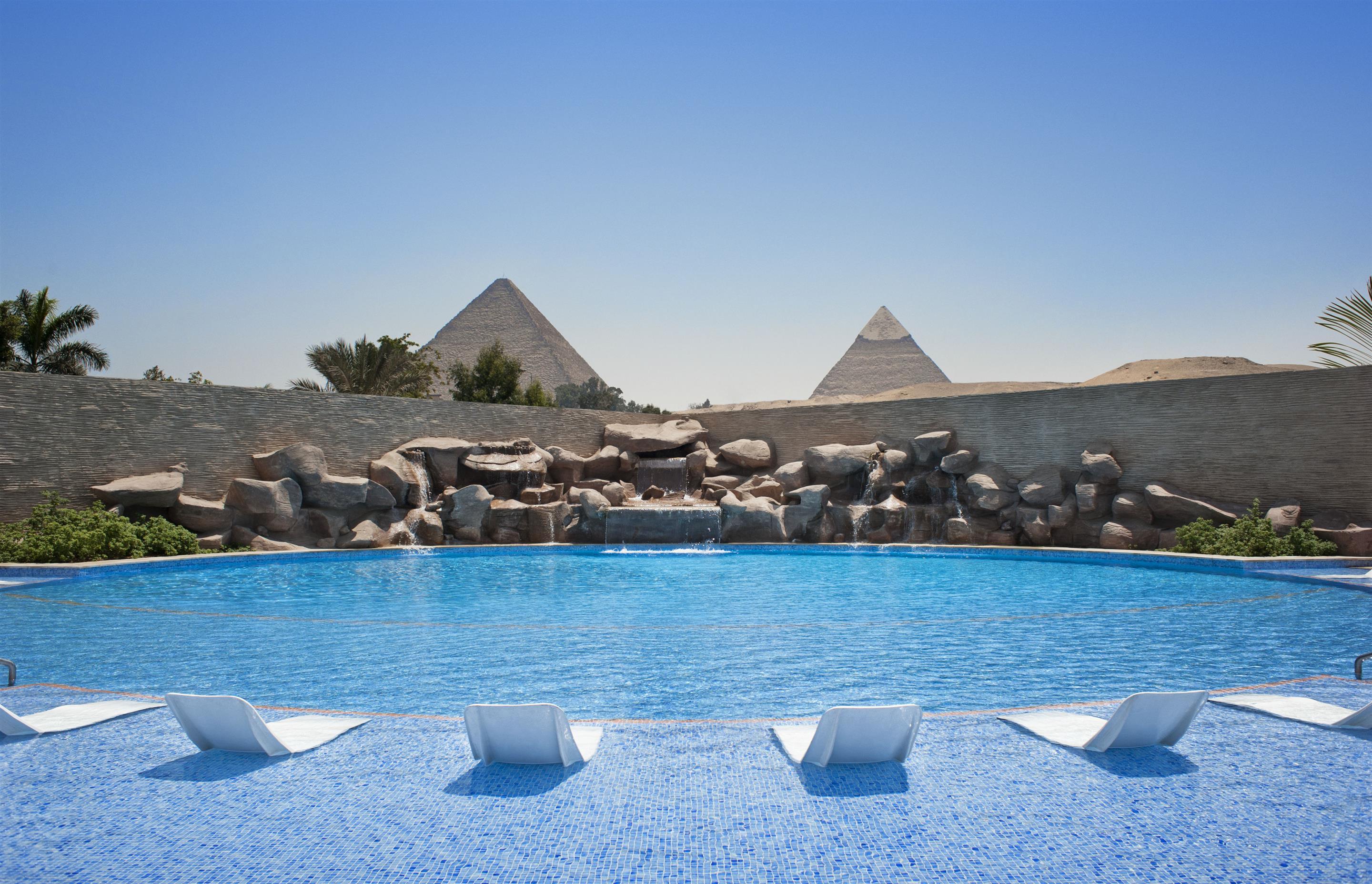 Le Meridien Pyramids Hotel & Spa Giza Ngoại thất bức ảnh